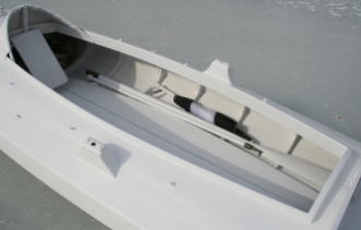 7 - All the "accessories" are stowed below-decks while gunning. The stool rack goes beneath the afterdeck.